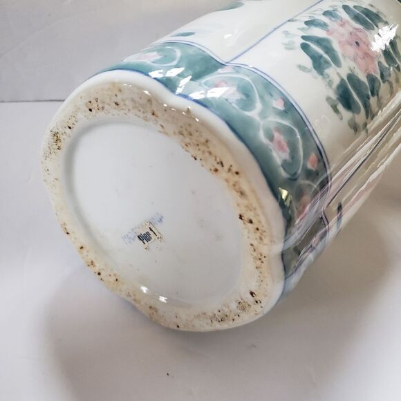 Pier 1 Vase - Picture 7 of 8